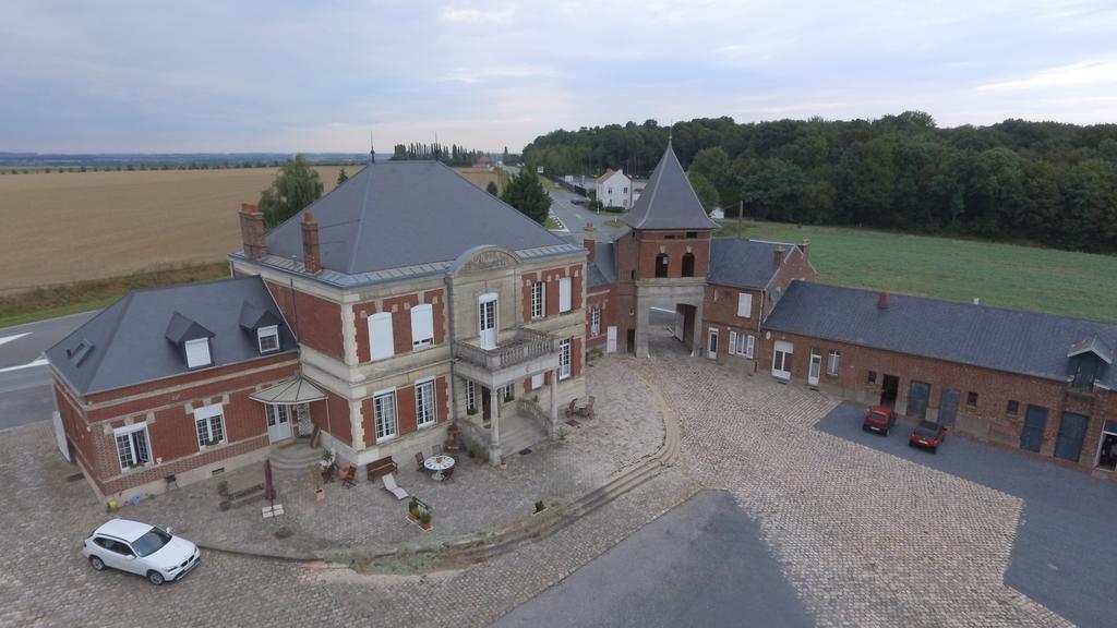 Bed and Breakfast Ferme De Bonavis Banteux Экстерьер фото